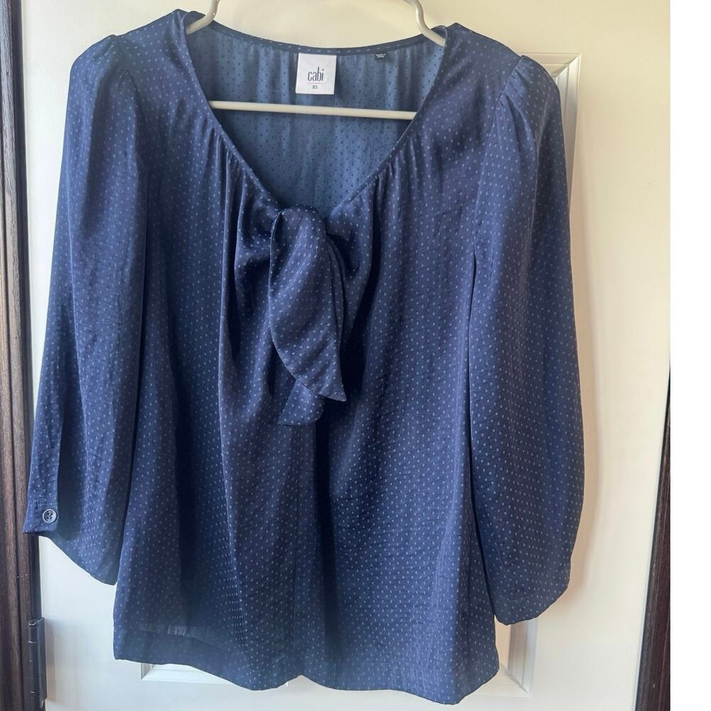 CAbi Navy Blue Swiss Dot Knot Tie Front Scoop Neck Blouse Top Size XS